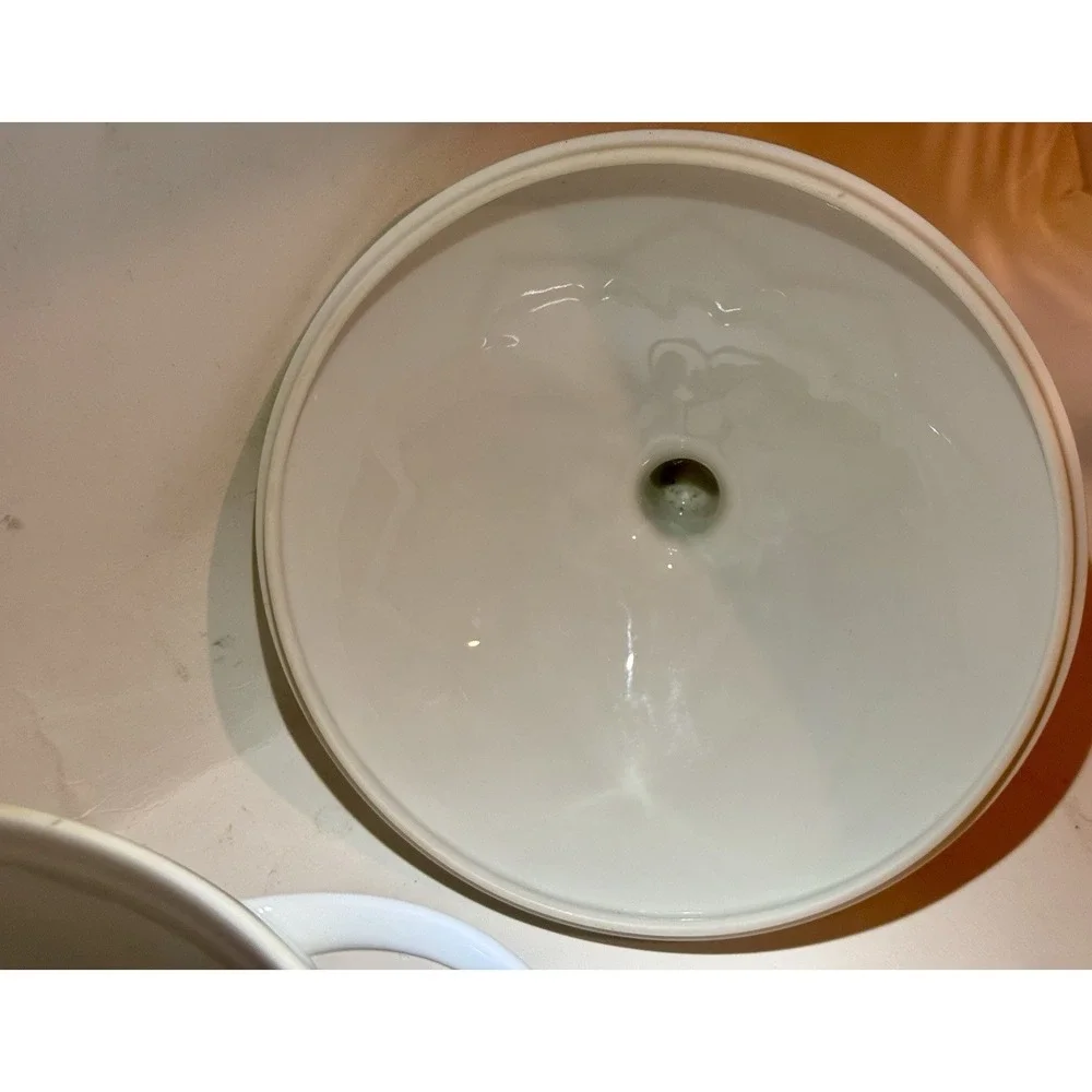 Rosenthal Germany Lotus 9010 Covered Sugar Bowl Platinum‎ Trim